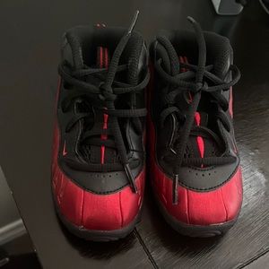 Nike Air Foamposite Pro
University Red (GS)